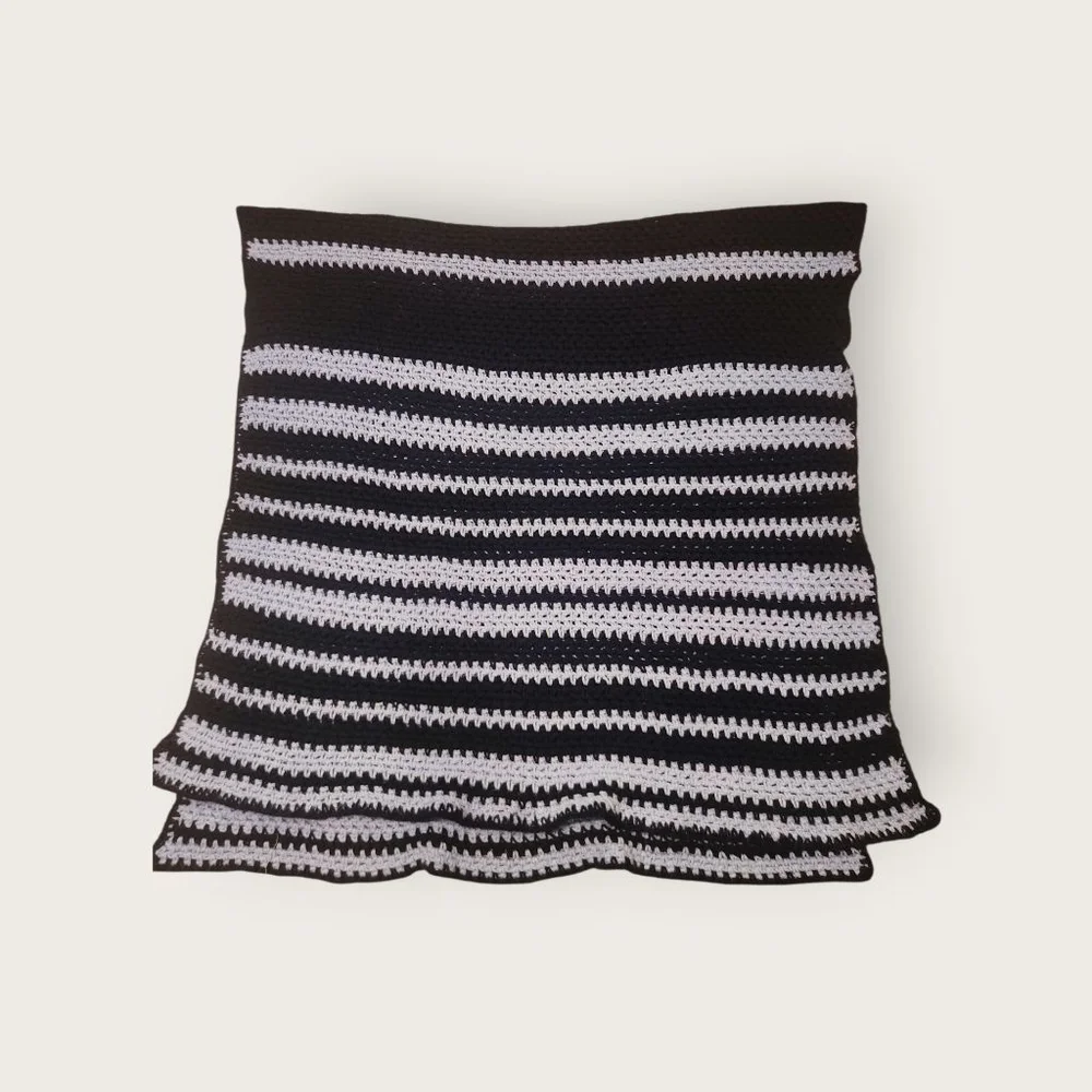 Vintage Crocheted Navy & Lt Blue Striped 100%Cotton Yarn Throw Blanket 36x74in